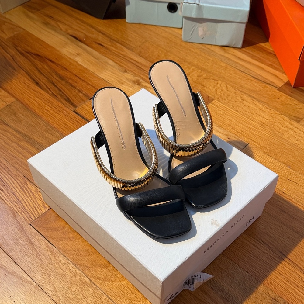 Veronica Beard Black and Gold Heels